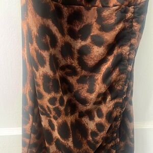 PrettyLittleThing Defined Leopard Print Strapless Cocktail dress. Size 6.